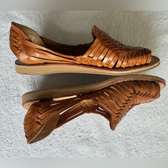 Handmade Genuine Leather Women's Sandals - Picture 6 of 8